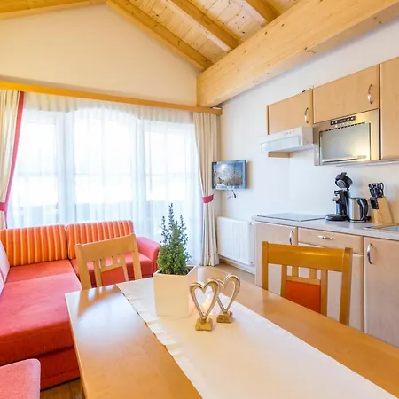 Alpenappartements * Flachau